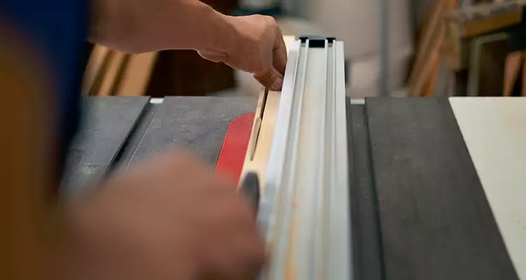 Bifold Door Seal Repair in Spring Hill, FL