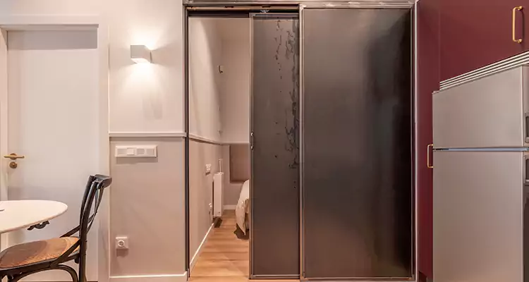 We Fix Closet Sliding Door in Spring Hill, FL